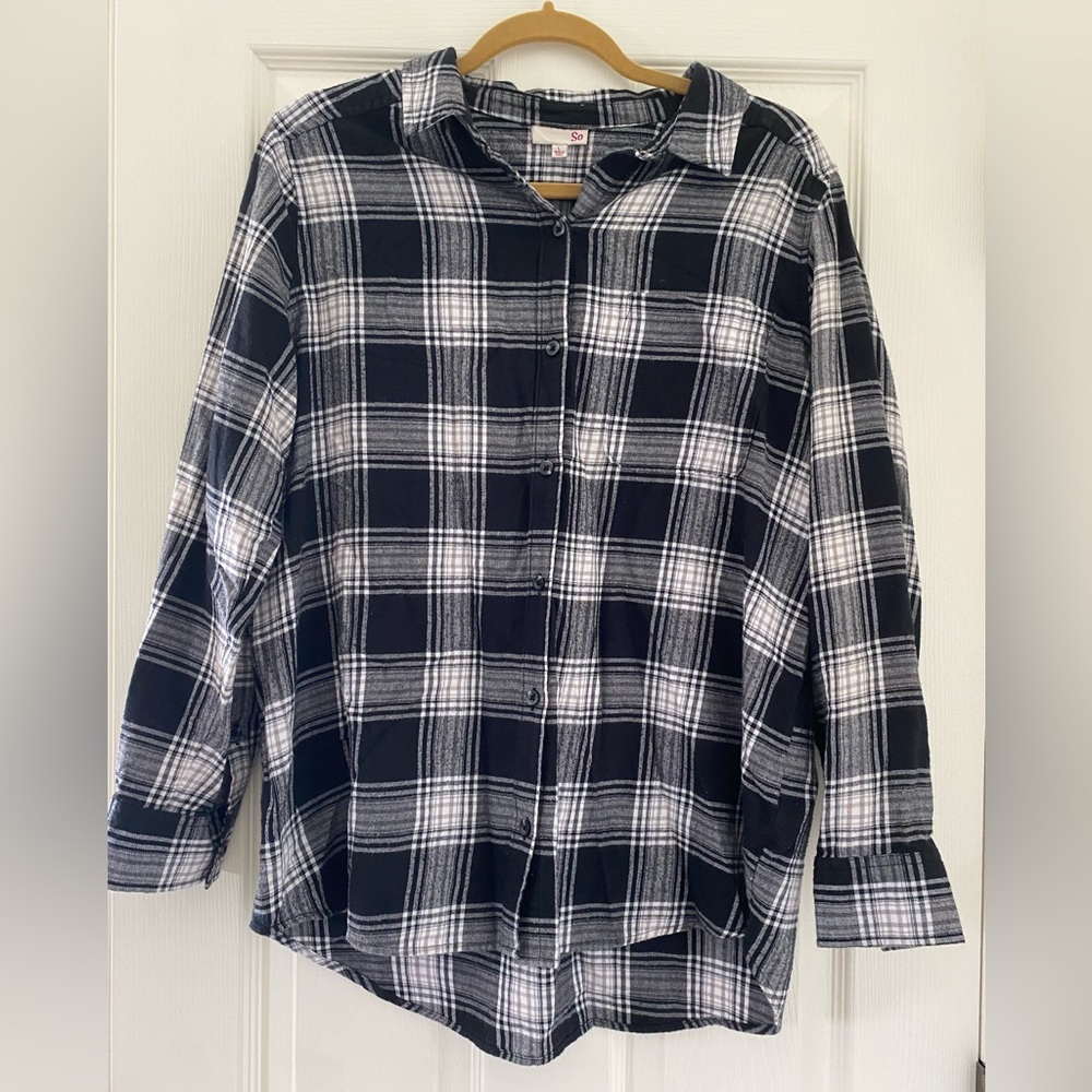 SO Monochrome Plaid Shirt